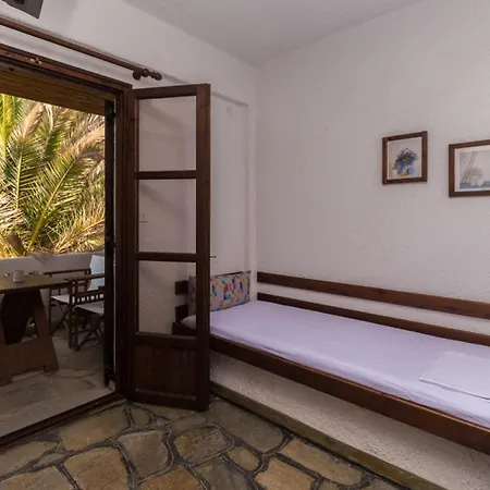 Apartment Ta Pefka Nikiti (Sithonia)