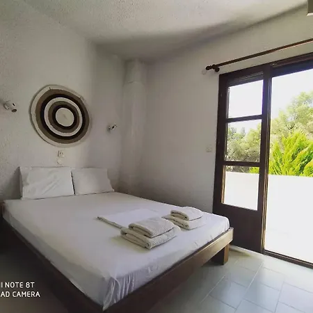 Ta Pefka * Νικήτη