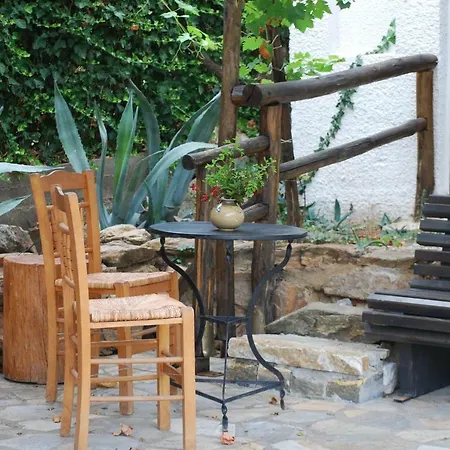 Ta Pefka Νικήτη