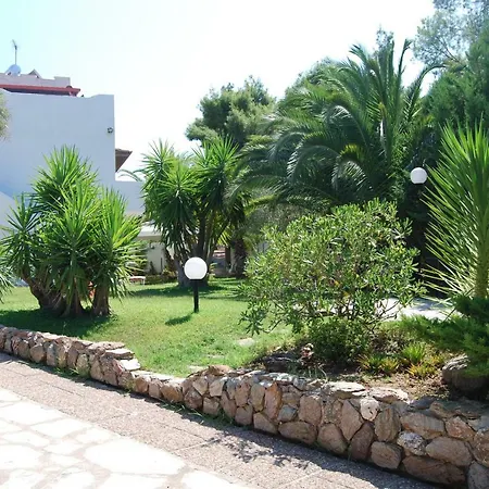 Ta Pefka Apartment